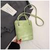 Bolso de Mano de Alta Gama Transfronterizo para Mujer 2026 Nuevo de Moda Tendencia Bolso de Hombro Texturizado Bolso Cruzado Tipo Cubo