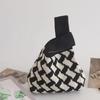 Cor de Contraste Atacado Bolsa de Tricô Bolsa de Pulso Bolsa Tote Bolsa de Mão Bolsa de Tricô Bolsa Feminina Bolsa de Tricô Vazada Tecida Pequena Quadrada