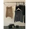 Y.JIA Otoño/Invierno Estilo Coreano Suave y Elegante Lazo Versátil Corte Holgado Adelgazante Un Hombro Manga Larga Top de Punto 527