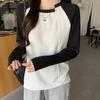 Foto Real # Camiseta Retro Americana de Manga Longa para Mulheres, Novo Estilo Primavera 2025, Top Elegante e de Alta Qualidade de Comprimento Médio