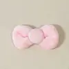 Novos acessórios de outono e inverno em pelúcia rosa e vermelho com fivela de laço para roupas, sapatos e meias, materiais DIY para adereços de cabeça