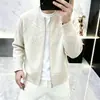 Chaqueta Suéter de Lujo y Sofisticada para Hombre 2026 Otoño Nueva Moda Casual Tendencia Versátil Cardigan Tejido para Hombre