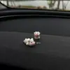 Adornos para la consola central del coche de la serie de vacas, figuras de dibujos animados lindas, decoraciones interiores para el coche y juguetes para una atmósfera relajante