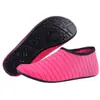 Calcetines de playa zapatos hombres y mujeres Buceo Snorkel niños vadeo aguas arriba zapatos para nadar zapatos blandos antideslizantes yoga interior zapatillas para correr