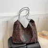 Bolsa tote transfronteriza de gran capacidad para mujer, nueva y moderna de otoño 2026, bolso de mano casual ligero para el día a día, bolso de hombro y cruzado