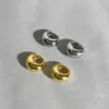 Brinco de argola redondo liso geométrico europeu e americano Famoso na internet versátil brincos grandes estilo frio metal simples brincos de alta qualidade