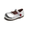 Mocasines de suela blanda para niñas, nueva colección otoño 2026, diseño simple y de punta poco profunda, zapatos sencillos para niños, zapatos de cuero estilo princesa para niñas pequeñas, modernos