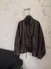 Chaqueta de cuero PU con hilo metálico estilo retro americano GAGD, silueta con cordón, cuello alto, chaqueta de vuelo de cuero, modelo otoño 2026