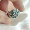 Anillo de dedo con forma de calavera y hueso estilo punk para hombre, estilo artesanal retro de plata tailandesa, transfronterizo entre Europa y Estados Unidos, al por mayor