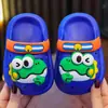 Chinelinhos para Bebês Meninas, Sandálias de Banho Indoor de Verão para Crianças Pequenas, Chinelos Antiderrapantes Estilosos para Exterior e Praia