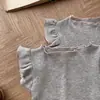INS Camiseta de Verano para Bebé con Mangas Voladas Dulces Ropa de Hilo Fina con Combinación de Colores para Niña