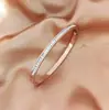 Pulseiras de Casal de Luxo Leve de Alta Qualidade, Aço Titânio Abertas com Design de Nicho, Pulseiras Modernas Populares Estilo Ins