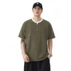 Camiseta de Manga Curta Verão 2026 Masculina Marca da Moda Corte Solto Camiseta Dois em Um Masculina Camiseta Falsa de Duas Peças Masculina