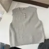 Novo Colete Tricotado de Gola Redonda com Três Fivelas de Madeira Outono e Inverno Feminino Estilo College Camisa Colete sem Mangas Empilhada para Usar por Cima