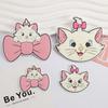 Lindos dibujos animados de gatito con lazo para niños, zapatillas, zapatos con agujeros, Mary cat, gato blanco, accesorios de bricolaje