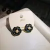 Elegantes Pendientes de Camelia Perlada para Mujer 2026 Nuevos de Moda Estilo Chanel Retro Estilo Hong Kong