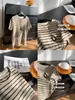 Camiseta de Manga Corta con Rayas de Bloques de Color Cepilladas de Piel de Conejo Suave y Esponjosa por Ambos Lados para Mujer, Estilo Coreano, Corte Holgado, Top Adelgazante, Principios de Primavera 2026
