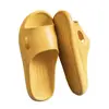 Chinelos Antiderrapantes de Grau Médico para Mulheres, Uso Externo de Verão, Chinelos Domésticos para Casais com Toque Macio, Chinelos Resistentes a Odores para Banheiro para Homens, Atacado