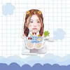 Robô de Corda Acrílico Itzy Hwang Yeji Caminhando Figura de Brinquedo Mercadoria de Celebridade Feito Sob Medida a Partir da Sua Própria Imagem