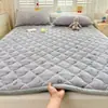 Cobertor de Colchão Espesso de Lã de Leite para Inverno Dormitório Estudantil Tapete de Dormir Individual/Casal Super Macio Coral Fleece Almofada Macia Roupa de Cama