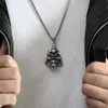 Colgante de calavera vintage de acero de titanio para hombre punk hip hop callejero fantasma maligno diente collar joyería fábrica venta al por mayor