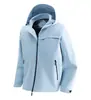 Chaqueta tres en uno con forro polar, adecuada para actividades al aire libre, uso casual y estilos unisex; se puede personalizar con logotipos impresos; ideal para el trayecto diario y los viajes al aire libre