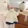 Conjunto de Dos Piezas Fresco Bordado Estilo Coreano para Niñas, Atuendo de Verano para Bebés y Niños Pequeños, Camisa Estilo Muñeca con Mangas Abullonadas Combinada con Shorts Azules Marinos Estampados
