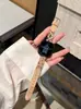 Pulseira de Relógio em Camurça com Zircônia Cúbica de Cobre e Strass Floral Compatível com Apple Watch iwatch Séries 12 11/10 Ultra/SE9