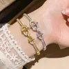 Pulsera Simple de Moda para el Trabajo, Abierta, Hueca, Adornada con Diamantes, Pulsera Versátil Elegante Exquisita, Joyería Fina de Lujo Ligero para Mujer