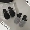Pantuflas Cerradas Transpirables de Malla Hueca para Mujer 2025 Verano y Otoño Nuevas Moda Europea y Americana Nicho Sandalias de Deslizamiento Tejidas