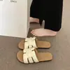 2026 Hermosas Sandalias Slip-On de Suela Suave para Exteriores, Combinadas con Faldas, Estilo Bohemio, Sandalias Planas de Tacón Bajo para Mujer
