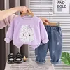 Conjunto para Meninas 2026 Novo Estilo Primavera e Outono Roupas Infantis Estilosas Bebê Menina Outono Moletom Cartoon Conjunto de Duas Peças Tendência