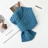 Bufanda Cruzada de Punto Cuadros Blanco y Negro para Mujer, Bufanda Corta Cálida de Lana Estilo Coreano, Chal Protector de Cuello para Otoño e Invierno, Versátil