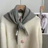 Bufanda Triángulo Versátil de Color Puro 100% Lana Otoño e Invierno Nuevo Turbante Cálido Protector de Cuello Pequeña Bufanda Decorativa Estilo Coreano