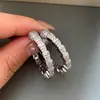 Pendientes únicos y hermosos con forma de serpiente, chapados en oro y con diamantes, para mujer, nuevo modelo popular 2026, lujo ligero, alta gama, elegantes ear cuffs