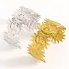 Pulsera Abierta de Girasol de Acero Inoxidable Estilo Europeo y Americano para Mujer, No se Desvanece, Lujo Ligero, Joyería de Alta Gama, Pulsera Popular Transfronteriza