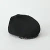 Chapéu de Bebê Outono e Inverno Estilo Retrô Estampa de Leopardo Chapéu para Frente Meninos e Meninas Boina Reversível Tendência Chapéu Cool para Usar