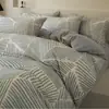 Otoño e Invierno Nuevo Juego de Cama de Algodón Cepillado 60s de Cuatro Piezas Algodón Puro Todo Algodón Engrosado Cálido Estampado Funda de Edredón Suave Suministros