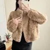 Casaco de Pelo Eco-Friendly Estilo Chique Pequeno 2026 para Mulheres Baixas, Casaco Curto de Pele Sintética de Vison com Lã de Cordeiro para o Inverno