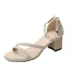 Elegantes Sandalias de Mujer con Hebilla de Una Correa 2025 con Tacones Gruesos, Zapatos de Verano Estilo Francés con Perlas para Dama de Honor, Tacón Medio, Cómodas y No Cansan los Pies