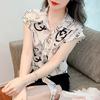 Verão Novo Estilo Coreano Camisa Solta de Manga Curta para Mulheres para Cobrir a Barriga e Design Emagrecedor Top Estampado de Chiffon