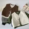 Colete Masculino Estilo Workwear Primavera e Verão Nova Moda Colete Jaqueta Infantil Estiloso Roupa de Outono para Bebê Moda Tendência Kids