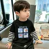 Camiseta de Manga Larga Rayada Patchwork de Dibujos Animados para Niños, Algodón Puro para Primavera y Otoño, Estilo Coreano, Holgada, Moderna, Camiseta Básica Informal para Niños