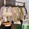 Traje casual de retazos de color contrastante para niños, ropa cálida para el hogar y ropa interior de primavera y otoño