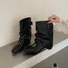 Elegantes botines cortos de tacón de cuña estilo coreano para mujer, nuevo estilo otoño 2026, con hebilla de cinturón y diseño sin cordones, botas de jinete