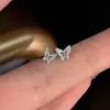 Brincos de borboleta em prata de lei s925, estilo mini minimalista japonês, diamantes brilhantes, requintados e modernos, com um toque rico e luxuoso, brincos de design único