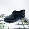 Venta al por mayor transfronteriza 26 modelos nuevos de zapatos de cuero para hombre, calzado formal de negocios, cómodos para primavera y otoño, estilo británico y coreano, punta redonda, zapatos de cuero casuales
