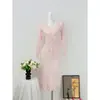 Vestido de punto rosa con cuello para mujer, estilo otoño, corte ajustado, ceñido a la cintura, puro y sexy, vestido largo que realza las caderas