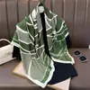 Bufanda de Seda de Sarga de Doble Cara con Camelia Estilo Retro de Primavera 90CM Bufanda Cuadrada Grande Moda Elegante Chal de Oficina