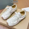 Couro Genuíno Estilo Balé Retrô Sapatos de Treinamento Alemães Sapatos Femininos 2026 Outono Novo Calçados Esportivos Casuais Solado Macio Sapatos Forrest Gump